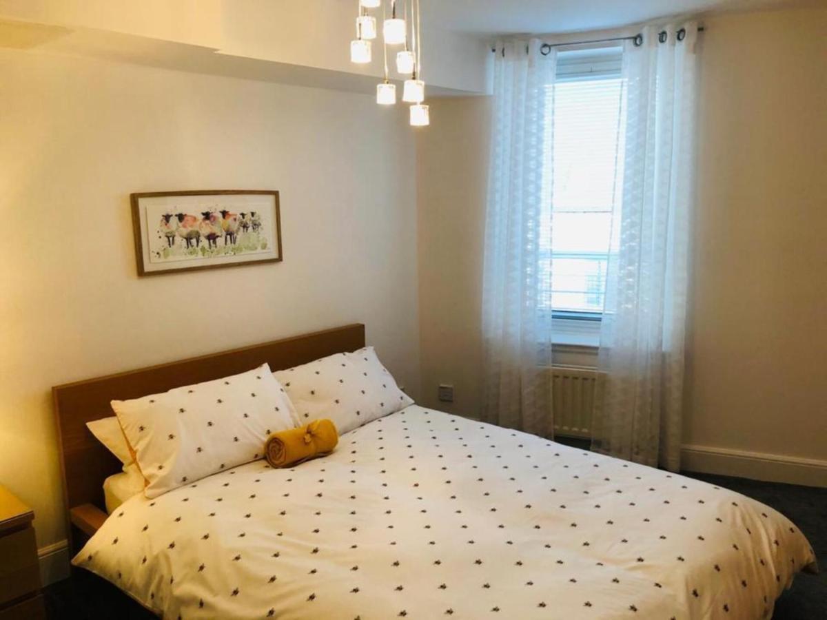 Remarkable 2 Bed Apartment In Edinburgh Dış mekan fotoğraf